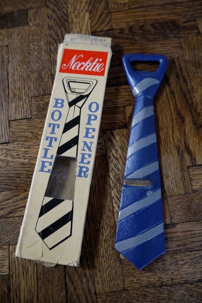 画像1: ビンテージ　Necktie　BOTTLE　OPENER