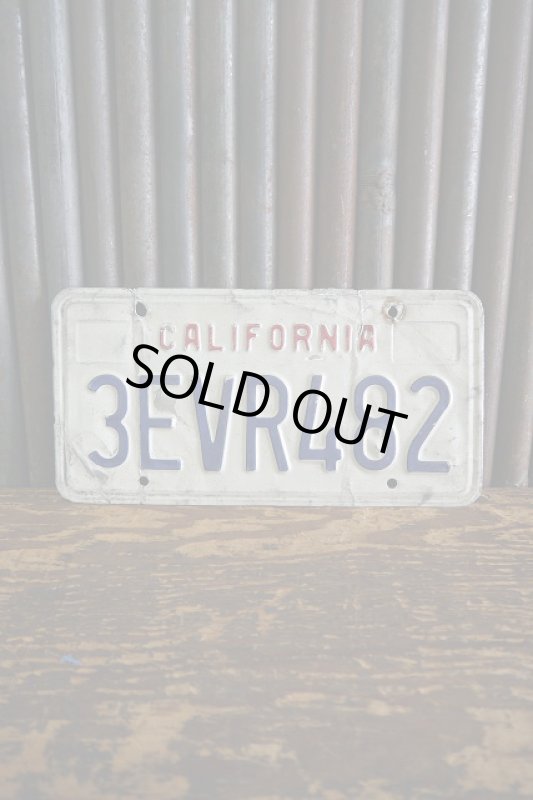 画像1: ビンテージ CALIFORNIA ナンバープレート A (1)