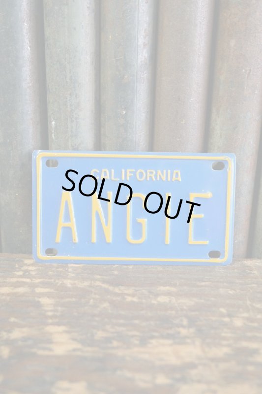 画像1: ビンテージ　CALIFORNIA　ANGIE　ミニナンバープレート   (1)