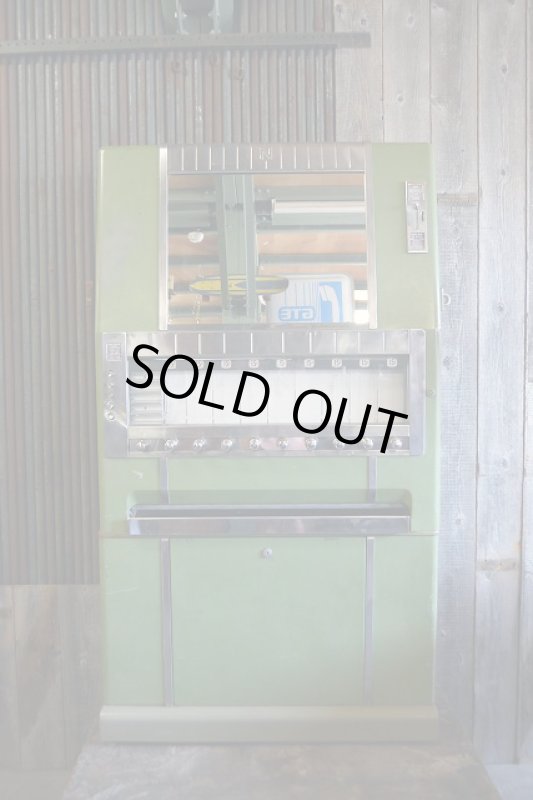 画像1: ビンテージ　USA　 Cigarette 　Vending 　Machine (1)