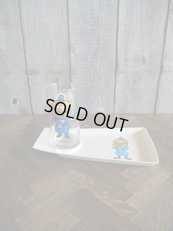 画像1: ビンテージ　マクドナルド　BIG　MAC　POLICE　 グラス＆トレイセット (1)