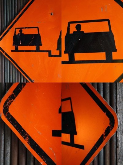 画像1: ビンテージ　CAUTION　ROAD　BUMPS　ロードサイン　B
