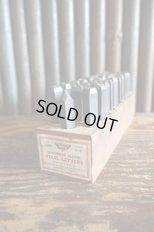 画像1: ビンテージ　STEEL　LETTERS　STAMPS　セット　B (1)