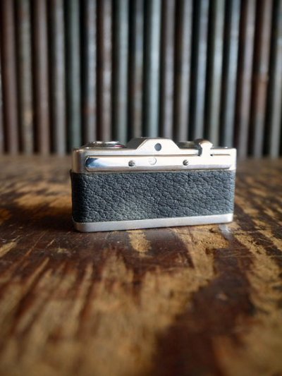 画像1: アンティーク Mikroma 16mm カメラ