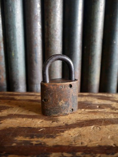 画像1: ビンテージ　ROYAL　CERTIFIED　BRASS　パドロック