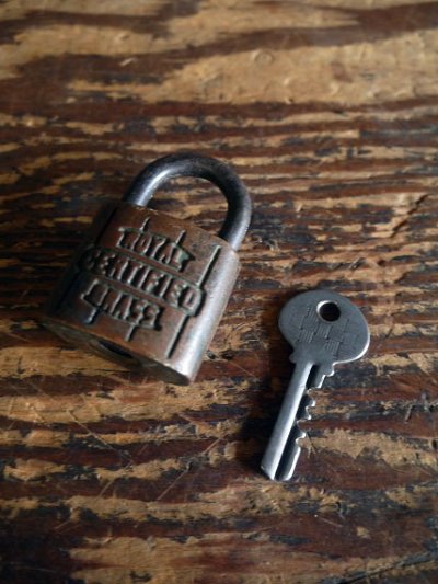 画像2: ビンテージ　ROYAL　CERTIFIED　BRASS　パドロック