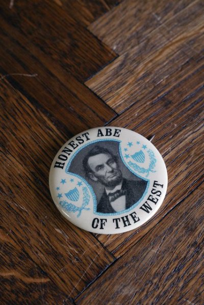 画像2: ビンテージ HONEST ABE OF THE WEST 缶バッチ