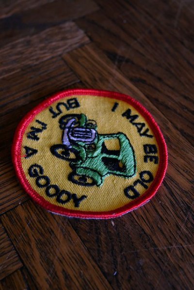 画像1: ビンテージ I MAY BE OLD BUT I'M A GOODY ワッペン
