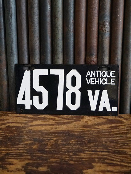 画像1: ビンテージ 4578 VA. ANTIQUE VEHICLE ナンバープレート  (1)